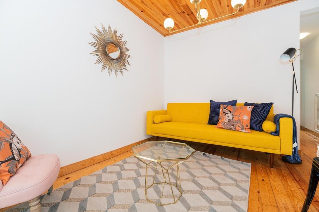 River View 1Bdr Apt In Alfama Close To Tram ลิสบอน ภายนอก รูปภาพ